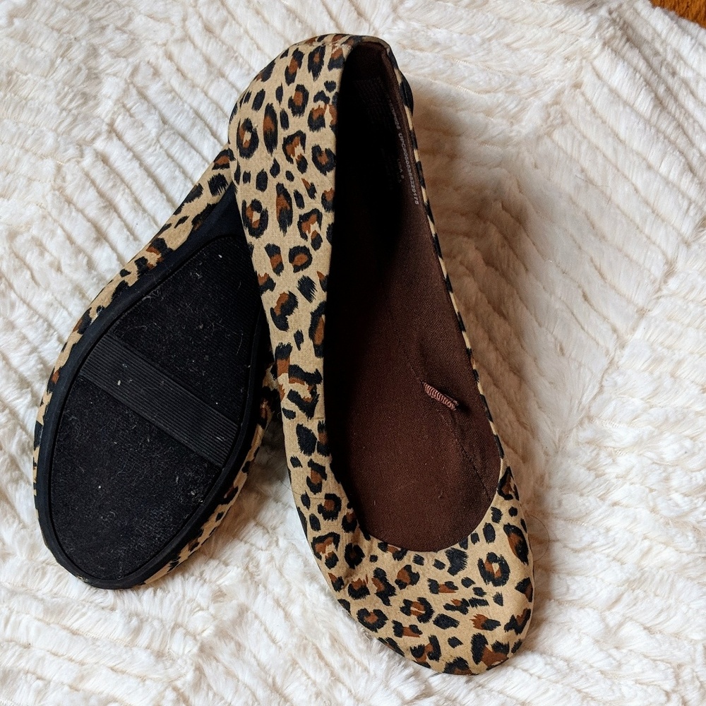 Darling leopard flats - Picture 2 of 3
